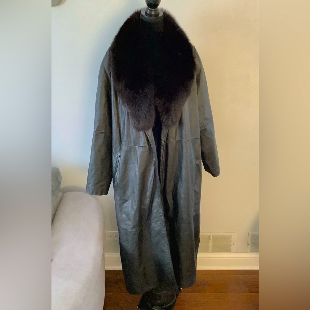 GENUINE leather with REAL FOX fur coat 🔥